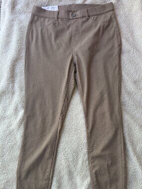 Uniqlo Ultra Stretch Leggings Pants Beige Jeggings Pull On NWT Size L